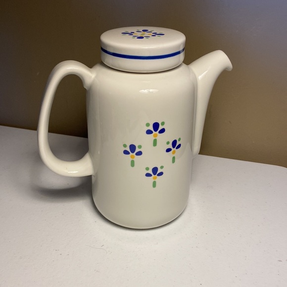 Ceramic Tea Pot - Picture 3 of 7